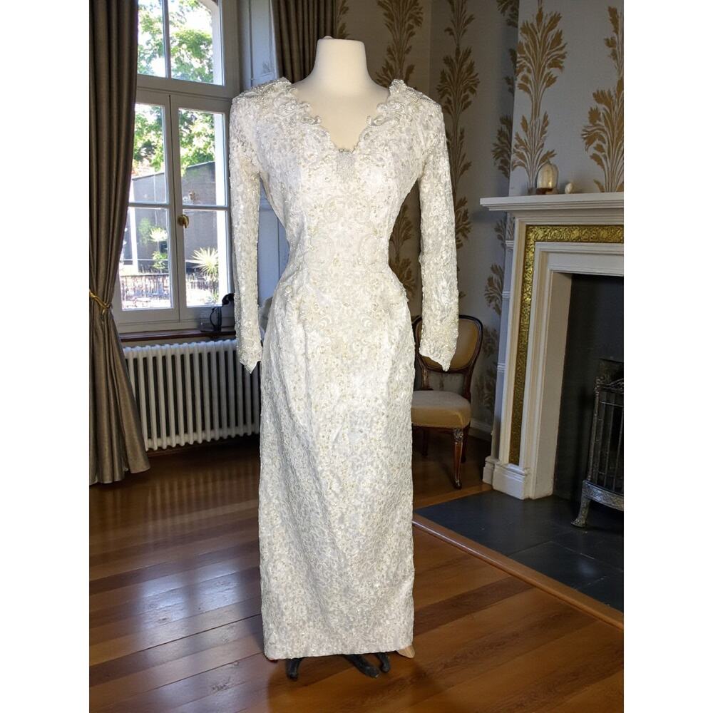 Vintage Wedding Gown Beaded Detachable Train Size 14 Headpiece